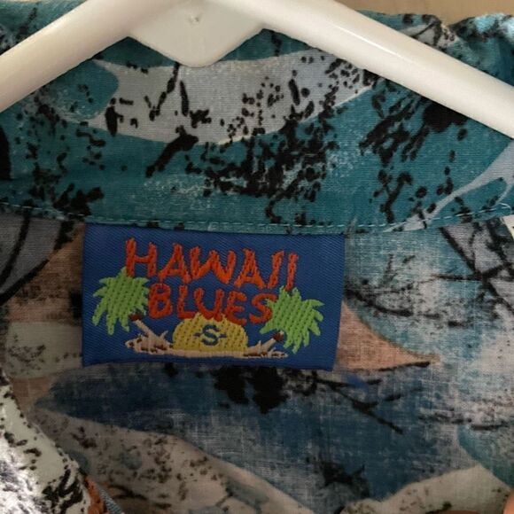 HawaiiBlues Men’s Shirt S Vintage Abstract Motif Cotton Rayon Hawaiian - Picture 6 of 6